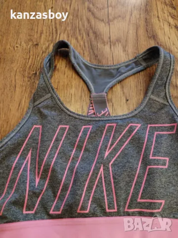 nike sport bra - страхотно дамско бюстие КАТО НОВО М, снимка 2 - Корсети, бюстиета, топове - 49624426
