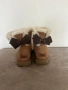 Пухени боти UGG, снимка 1