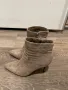 Продавам велурени дамски боти, снимка 4