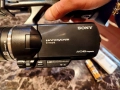 Видеокамера със сменяеми обективи Sony NEX-VG20E, снимка 9
