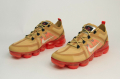 оригинални Nike Air Vapormax 2019 Gold Light номер 39-40, снимка 5