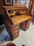 Масивно дъбово писалище в перфектно състояние, снимка 5