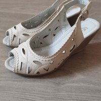 Дамски сандали на платформа , снимка 4 - Сандали - 39960397