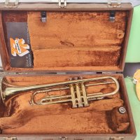 Holton Collegiate Bb Trumpet in Original Case /Made In USA/ Б-тромпет в оригинален куфар - готов , снимка 1 - Духови инструменти - 40181854