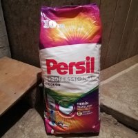 Прах за пране Persil , снимка 1 - Перилни препарати и омекотители - 35882986