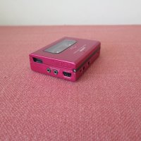 Sony walkman quartz WM-DD3 Red,1989г, снимка 9 - Радиокасетофони, транзистори - 41444996