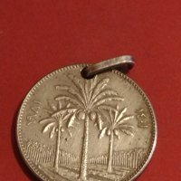 Две красиви Арабски монети продупчени за накити носия престилка 31531, снимка 9 - Нумизматика и бонистика - 44323782