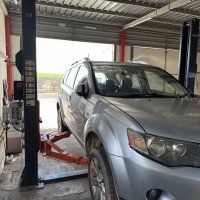 Mitsubishi Outlander 2.0 DI-D 140 , снимка 2 - Автомобили и джипове - 40055935