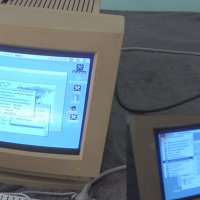 Apple Macintosh Color Display M1212 цветен CRT монитор, снимка 3 - Монитори - 44495389