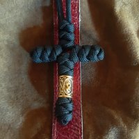 Гердан от паракорд - кръст с викингска златиста руна, снимка 2 - Колиета, медальони, синджири - 34529128