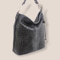 Ефектна дамска чанта от естествена кожа Италия, снимка 13 - Чанти - 31620012