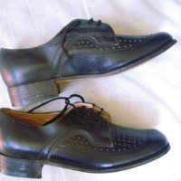 Продавам    мъжки   обувки    номер  41-ви. Колекционерска    класика   от  1975 г., снимка 7 - Официални обувки - 41551153