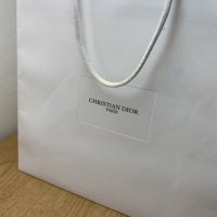 Автентична бутикова Christian Dior подаръчна торба 31 x 31 cm gift bag , снимка 3 - Чанти - 42064193