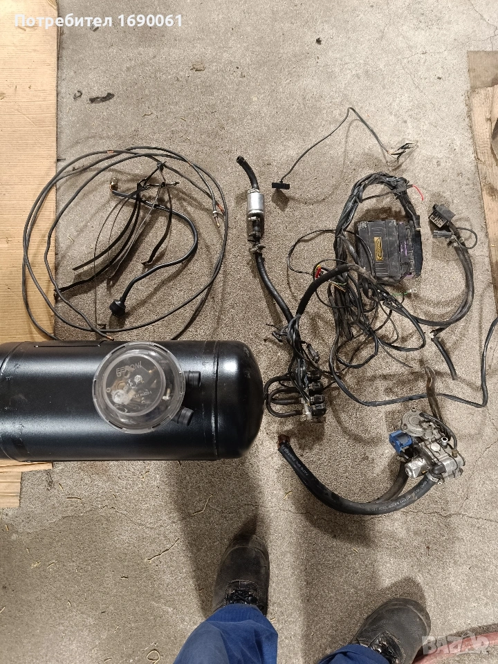 Газов инжекцион 4 цилиндара , снимка 1