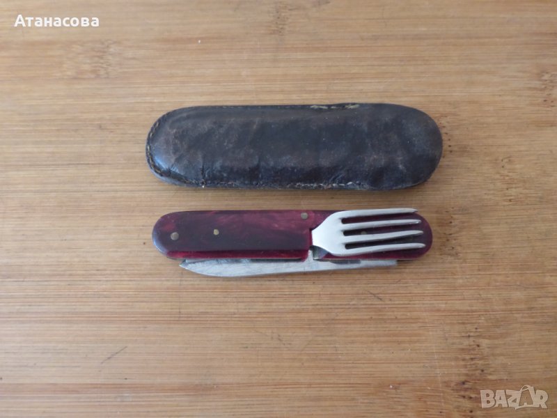 Джобно ножче 2 инструмента с виличка червено с калъф, снимка 1