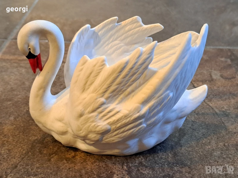 порцеланов лебед Goebel , снимка 1
