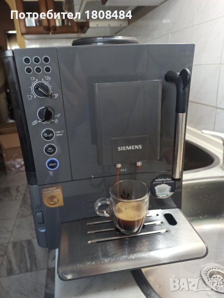 Кафеавтомат Сименс, работи отлично и прави хубаво кафе с каймак , снимка 1