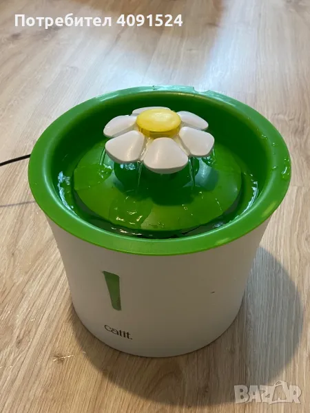 Catit воден фонтан/поилка за котки, снимка 1
