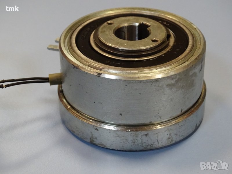 Съединител електромагнитен Lenze 14.105 24V DC, снимка 1