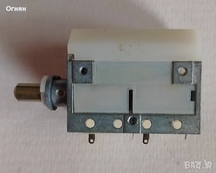 Променлив кондензатор, руски, нов, снимка 1