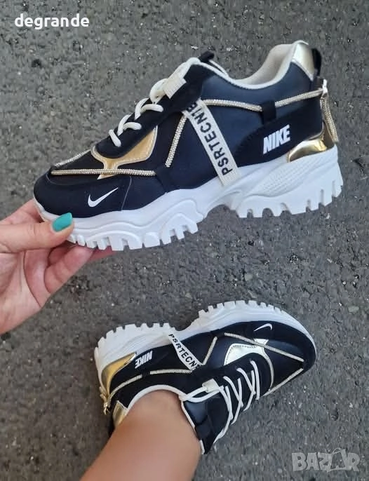 Дамски маратонки Nike, снимка 1