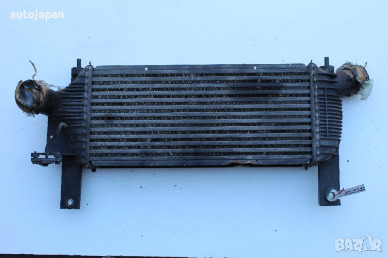 Интеркулер Нисан патфайндер р51 2.5дци 08г Nissan pathfinder r51 2.5dci 2008, снимка 1