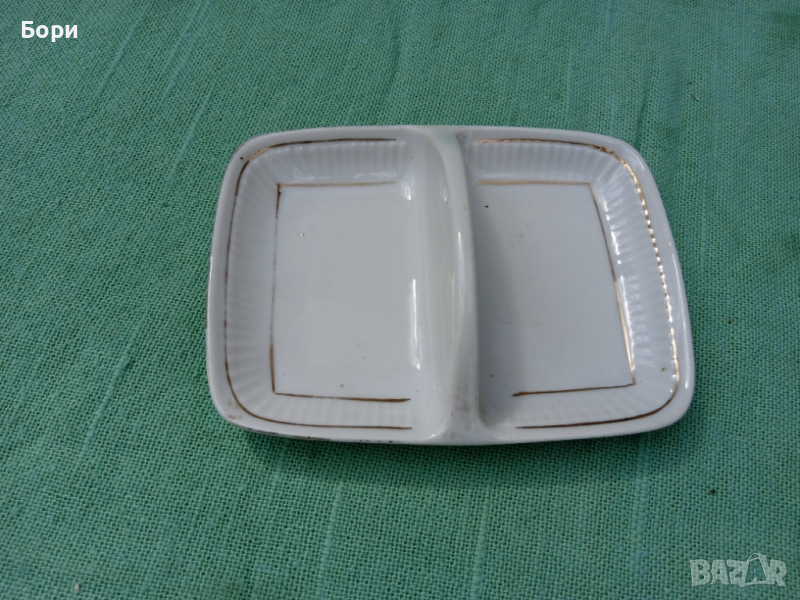 Порцеланова солница, снимка 1