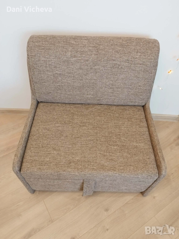 Разтегателен диван в бежово, снимка 1