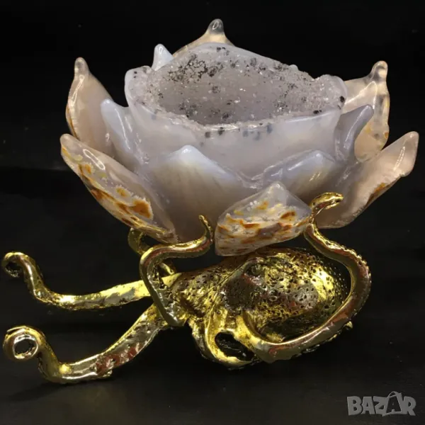 Розичка от минерал върху стойка. 482гр. Размер 10х7см. подходящ за подарък, йога, медитация, снимка 1