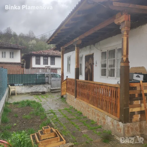 продава се имот, снимка 1