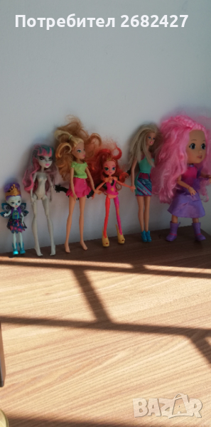 Много и Различни Кукли, снимка 1