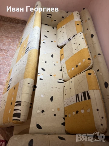 Диван тройка  200см  и две табуретки , снимка 6 - Дивани и мека мебел - 51411665