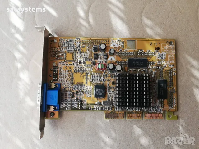 Видео карта Fujitsu Siemens GM 1000-16 16MB SDR 64bit AGP
