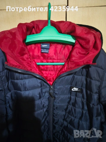 Nike яке, снимка 2 - Якета - 53564661