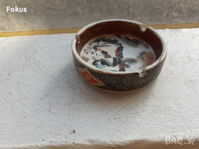 Стар малък пепелник Satsuma сатцума, снимка 2 - Антикварни и старинни предмети - 53490672