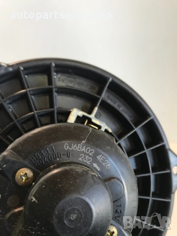 Мотор на вентилатора на парното за Mazda 6 2.0DI Estate (2005) 894000-0, снимка 3 - Части - 53709757
