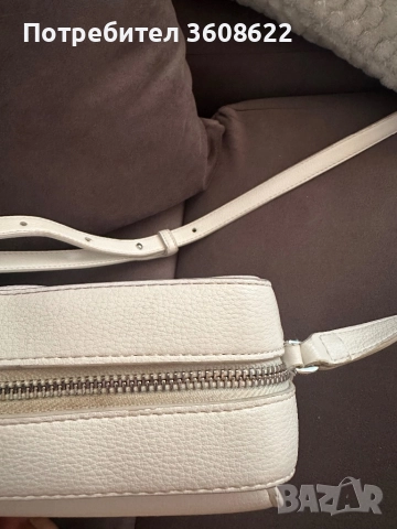 Дамска чанта Calvin Klein, снимка 5 - Чанти - 51658615