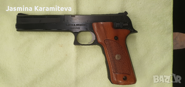 Smith & Wesson, модел 422, калибър 22 LR, снимка 2 - Бойно оръжие - 44649971