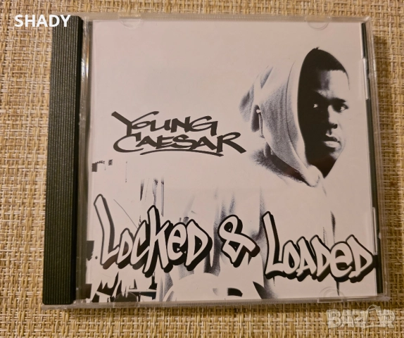 Get rich or die tryin Колекционерски реквизитен албум – Young Caesar / Locked & Loaded (филмов проп)