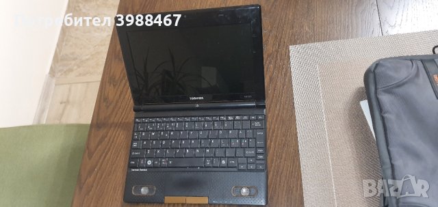 Лаптоп Toshiba NB 520-11N, снимка 2 - Лаптопи за дома - 44245687