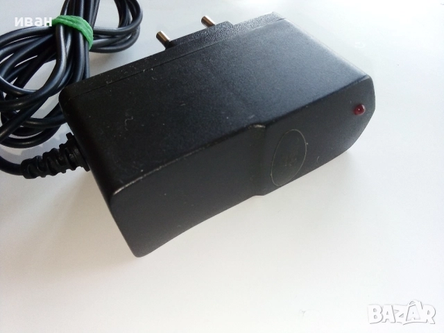 Зарядни за телефони SIEMENS, снимка 17 - Оригинални зарядни - 52921921