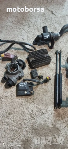 Honda SWT 400 На Части, снимка 11 - Мотоциклети и мототехника - 50714103