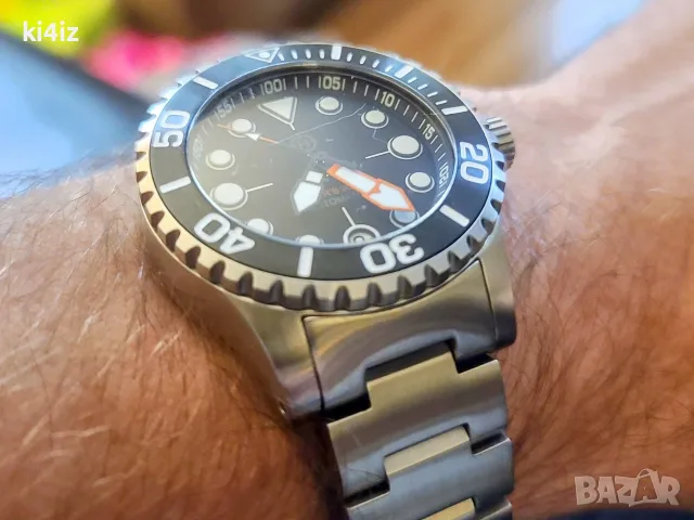 БАРТЕР! Оригинален Helm Comodo 300m Automatic Diver, снимка 12 - Мъжки - 56294647