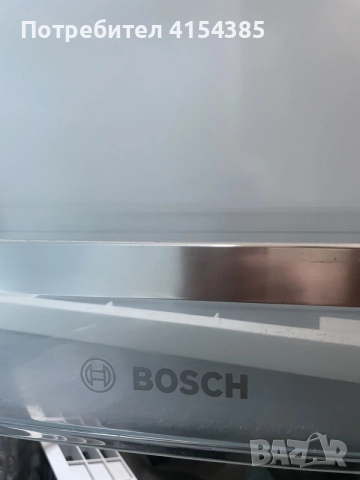 Малък хладилник Bosch за вграждане , снимка 5 - Хладилници - 56020471