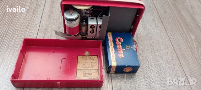 Радио- Puck- лампово РАДИО! DDR Aukoton VEB , снимка 3 - Радиокасетофони, транзистори - 52160610