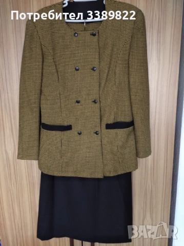 Дамски костюм - сако, пола