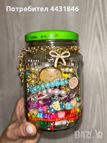 Буркан с бижута, снимка 3 - Бижутерийни комплекти - 51533522