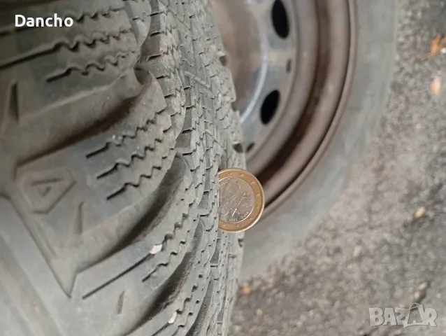 Зимни гуми с джанти за Форд 14, снимка 7 - Гуми и джанти - 56245045