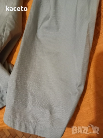 Оригинална горница с качулка-ветровка adidas ,размер M, снимка 5 - Спортни дрехи, екипи - 52030677