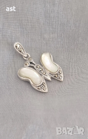 Медальон пеперуда 